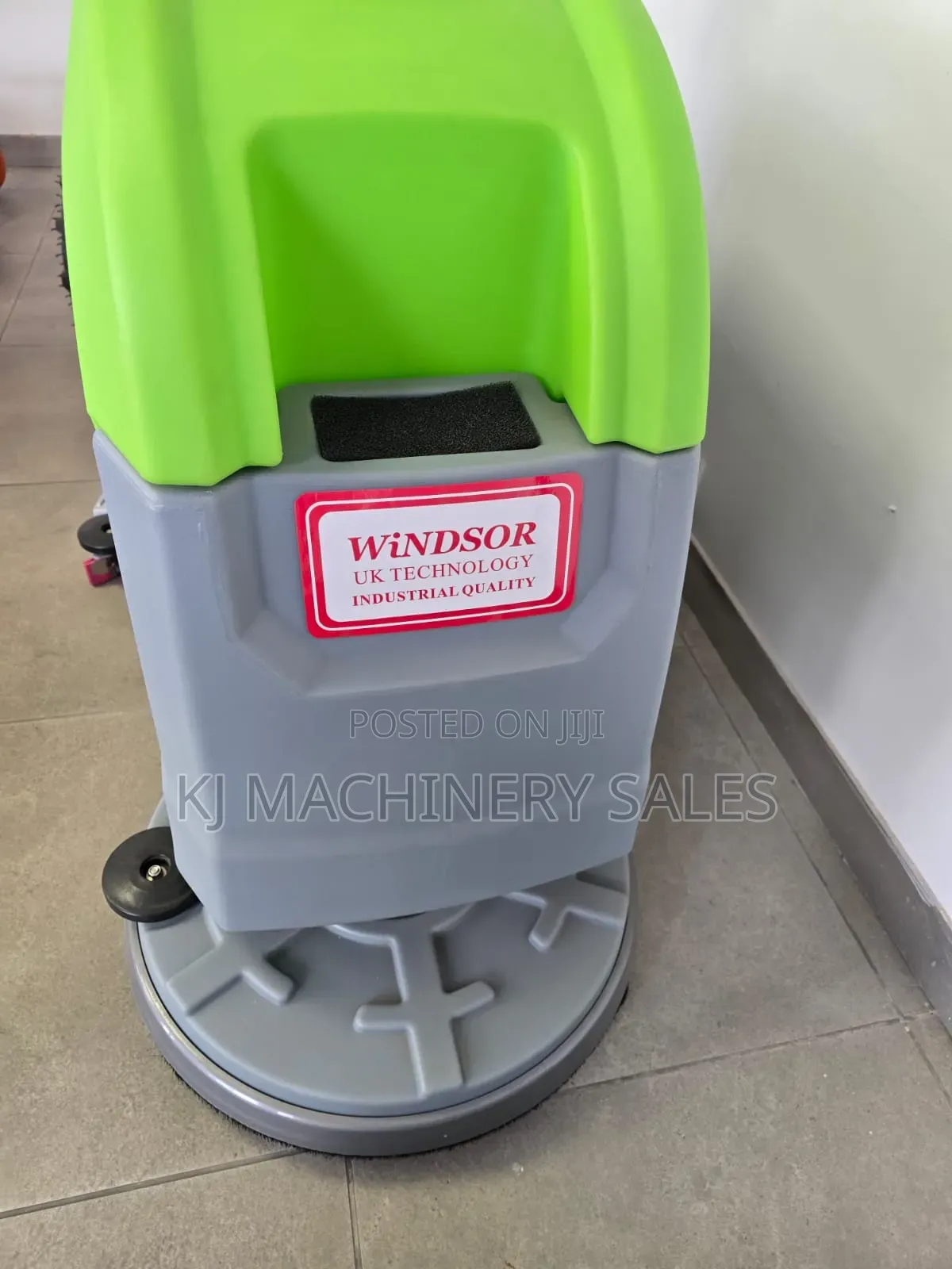 Walk-Behind Floor Scrubber Dryer