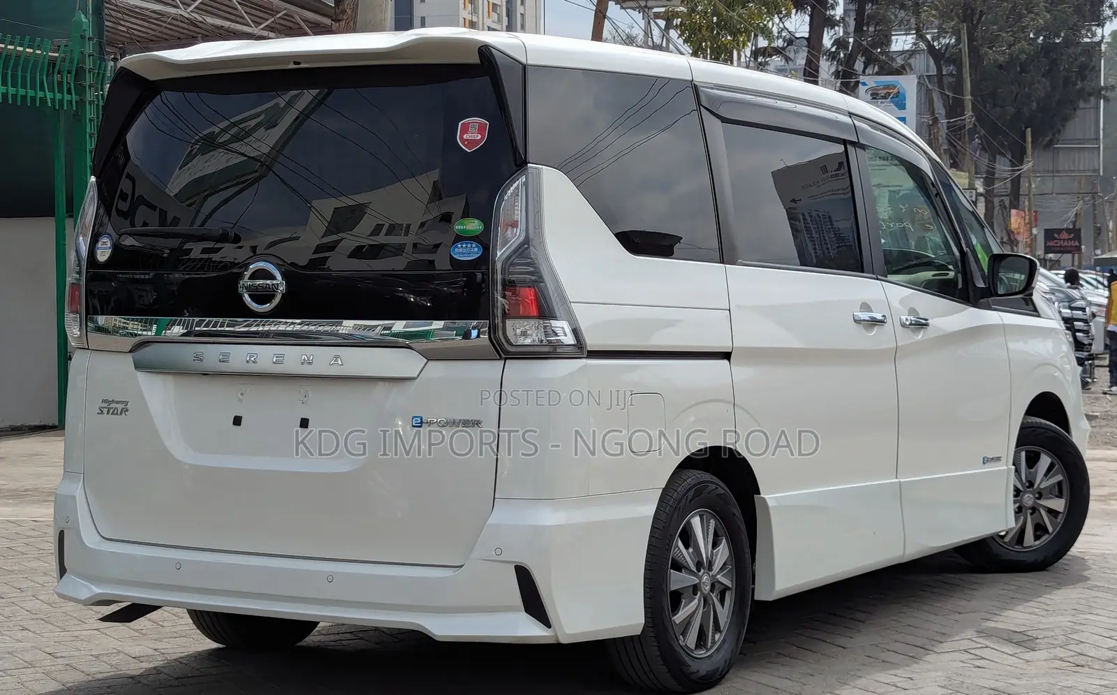 Nissan Serena 2019 White