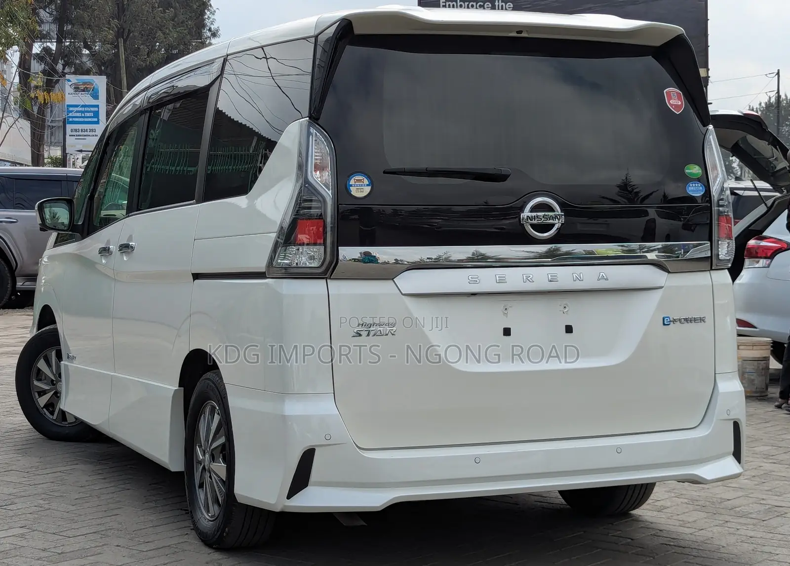Nissan Serena 2019 White