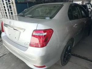 Toyota Axio 1.5 X 2WD 2020 Silver