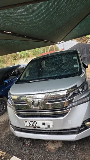 Toyota Vellfire 2016 Silver