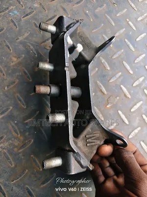 Subaru Sk9 Engine Mountain Available