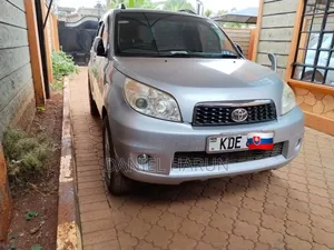 Toyota Rush 1.5 RWD 2014 Silver