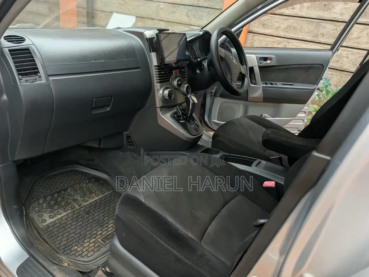 Toyota Rush 1.5 RWD 2014 Silver