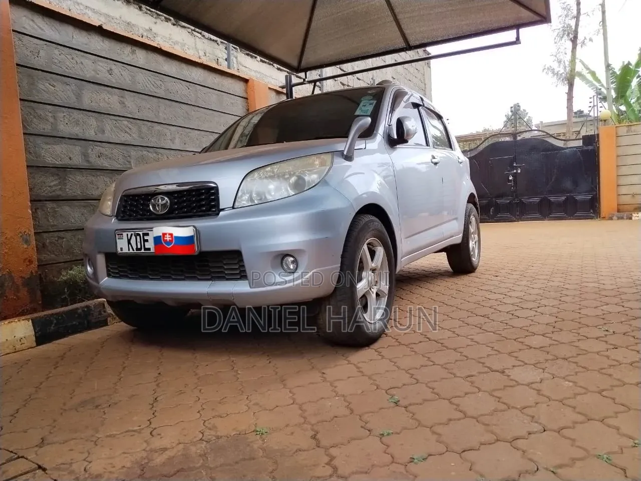 Toyota Rush 1.5 RWD 2014 Silver