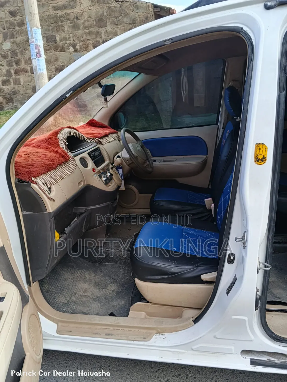 Toyota Sienta 2010 White