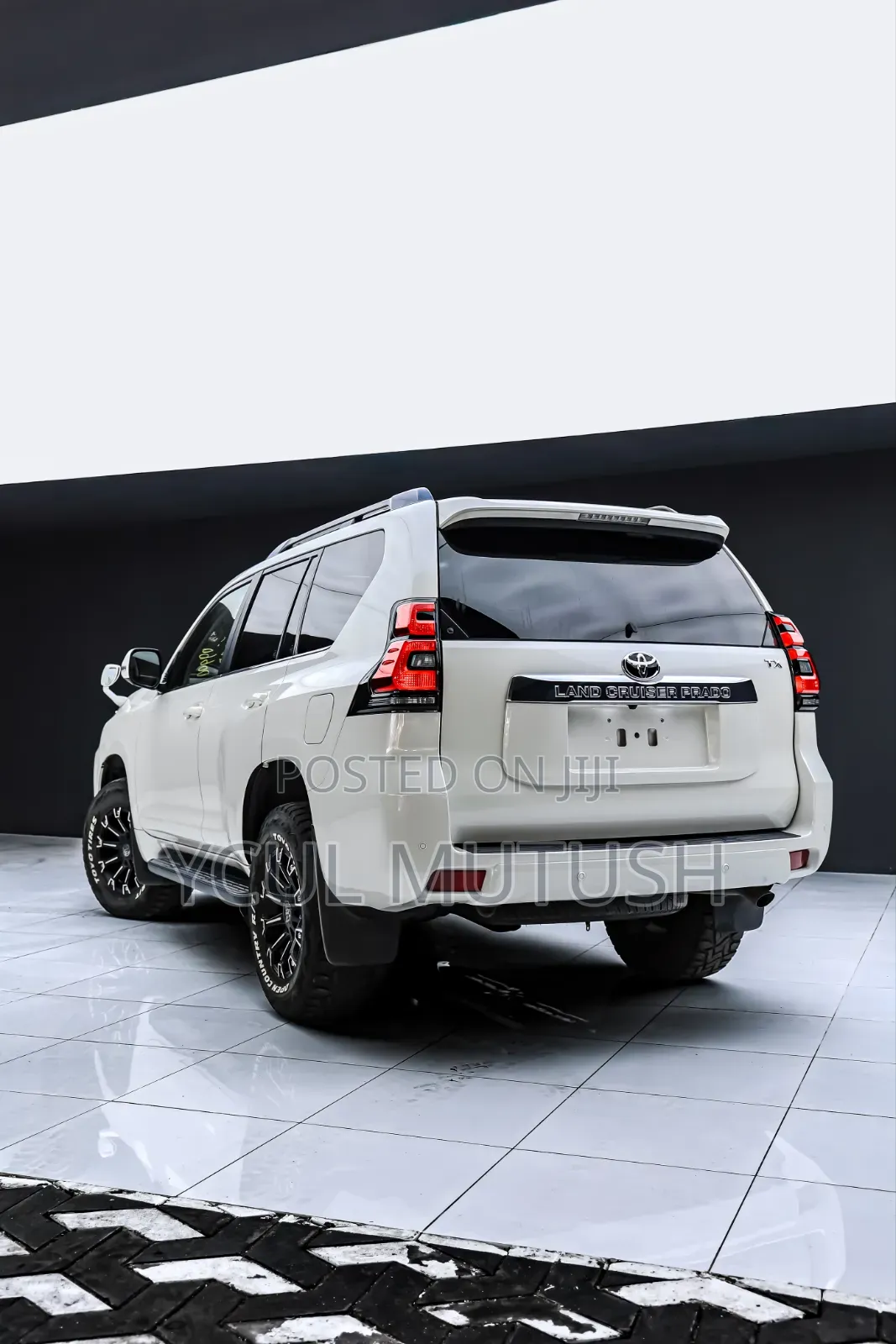 Toyota Land Cruiser 3.3 Diesel 4WD 2021 White
