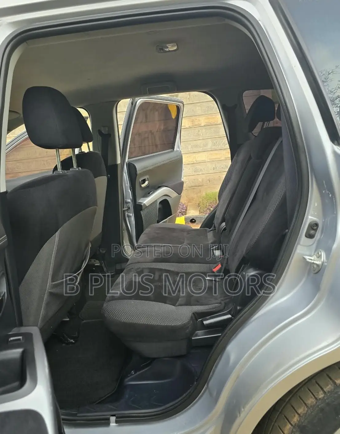 Mitsubishi Outlander 2012 Gray