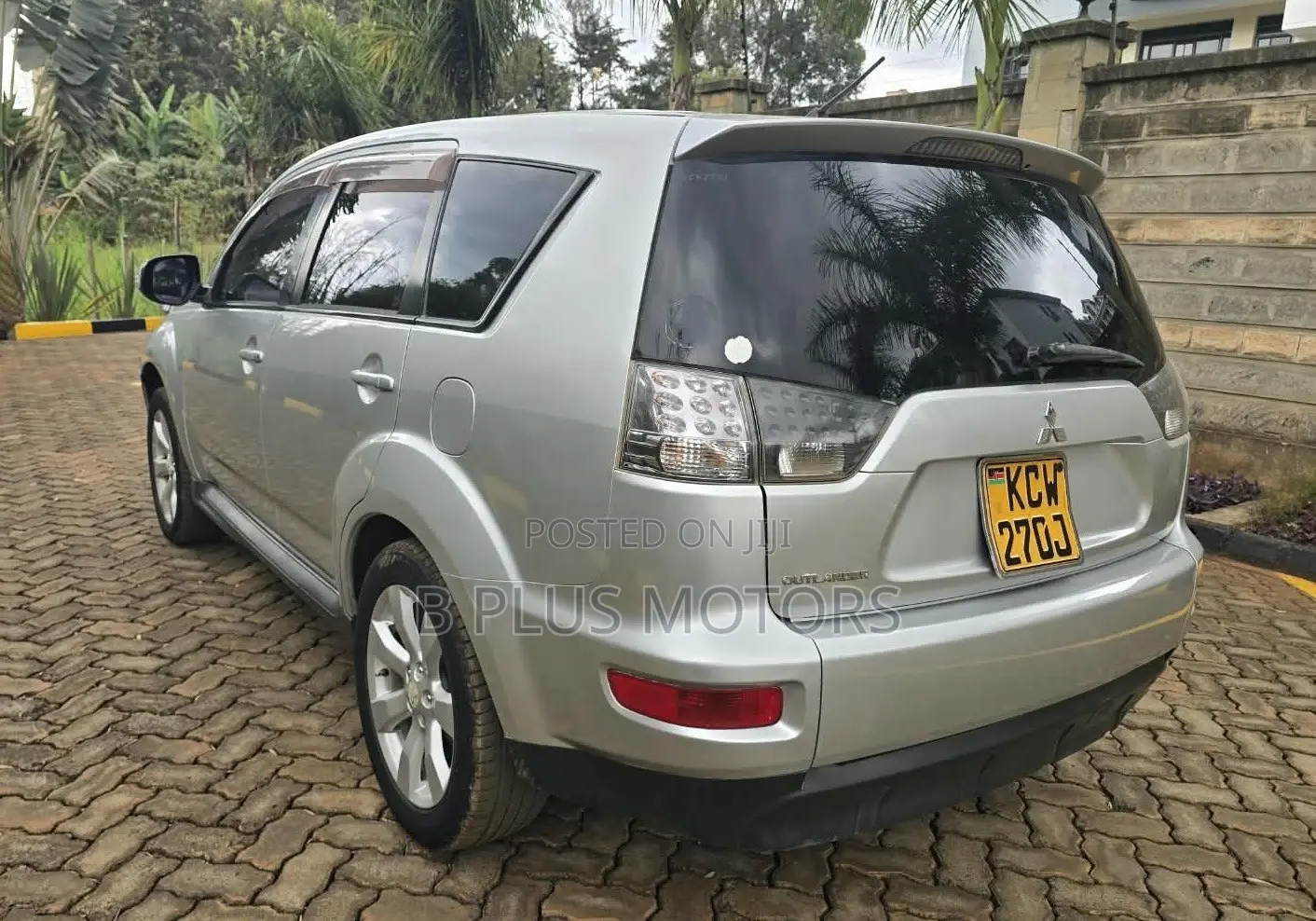Mitsubishi Outlander 2012 Gray
