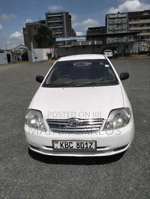 Toyota Corolla 2000 White