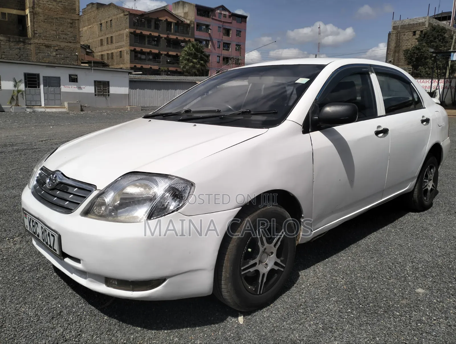 Toyota Corolla 2000 White
