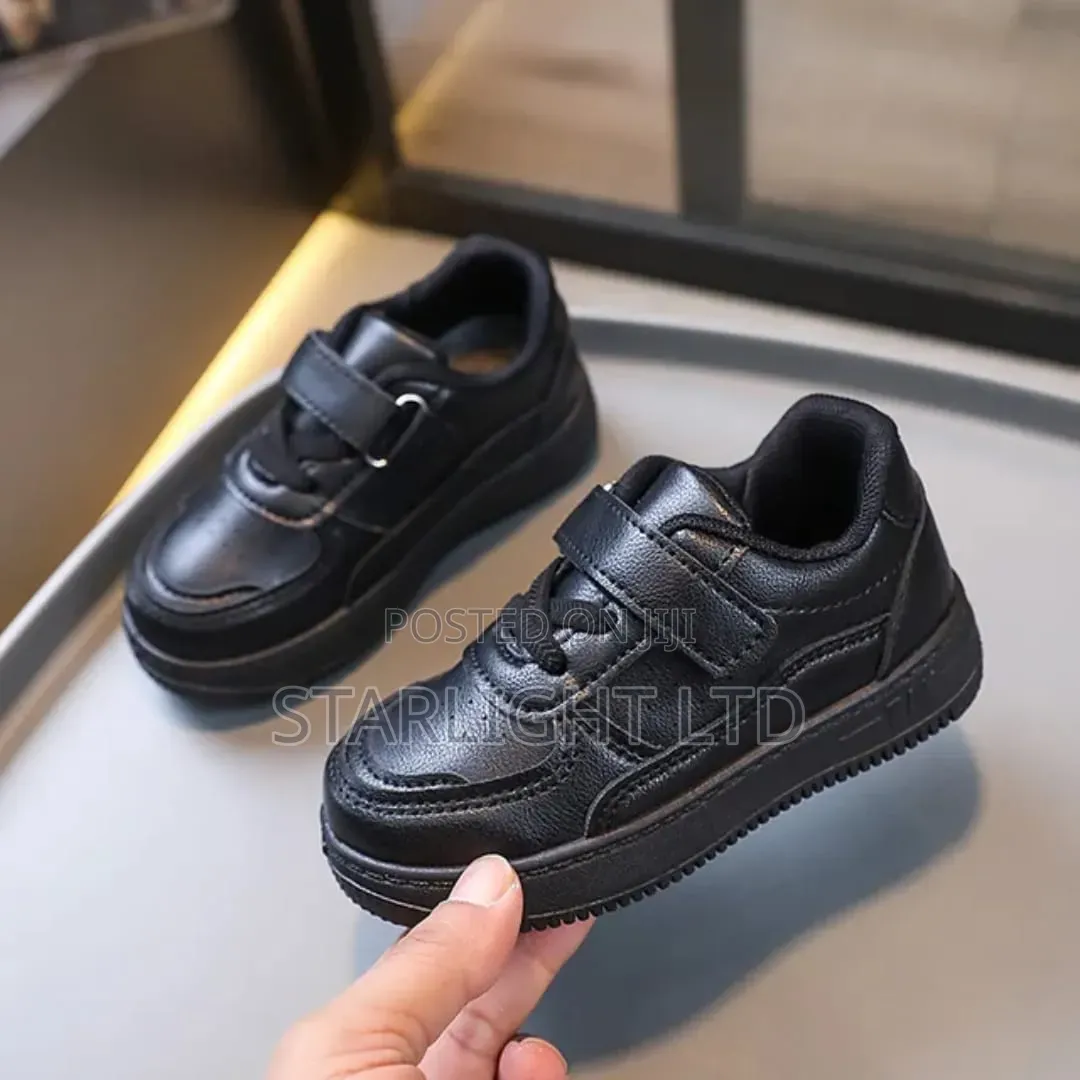 Ids Black Lightweight Sneakers 21-37