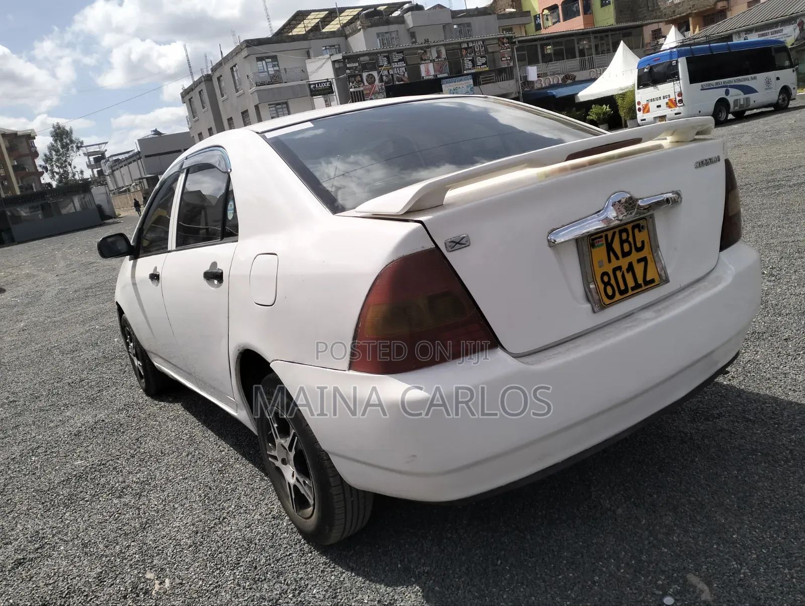 Toyota Corolla 2000 White