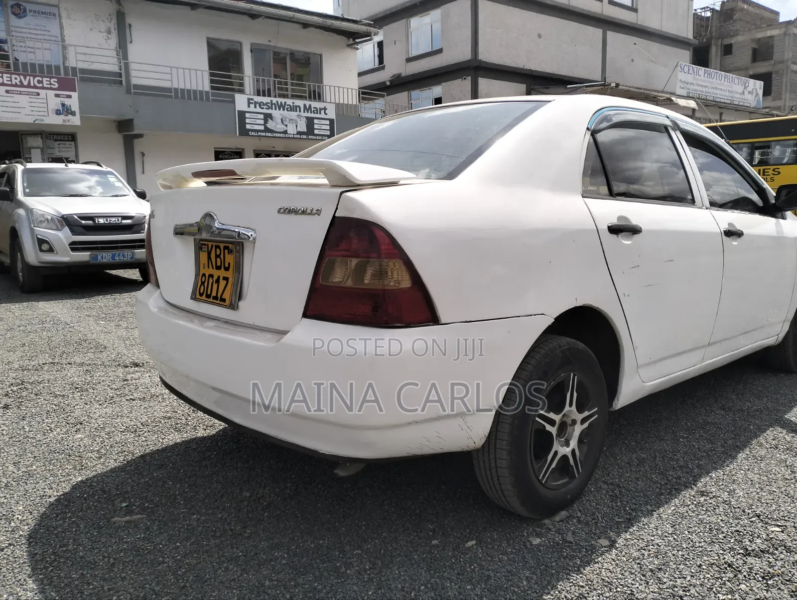 Toyota Corolla 2000 White