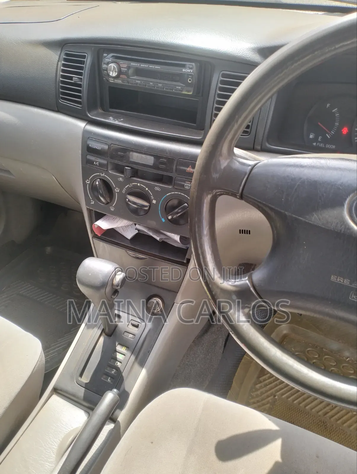 Toyota Corolla 2000 White
