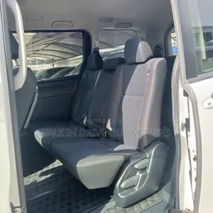 Toyota Noah 2019 White