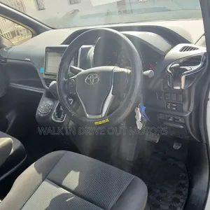 Toyota Noah 2019 White