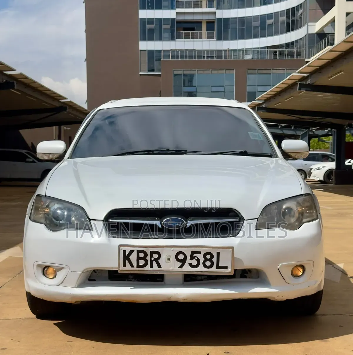 Subaru Legacy 2005 White