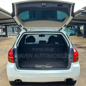 Subaru Legacy 2005 White