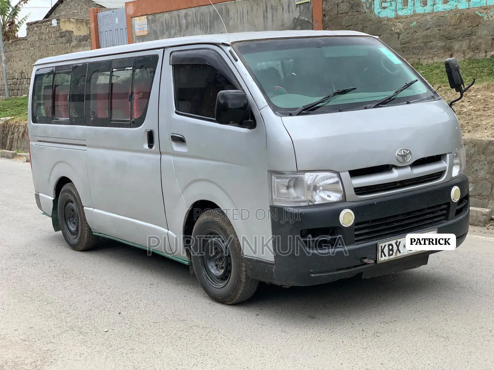 Toyota HiAce 2009 Silver