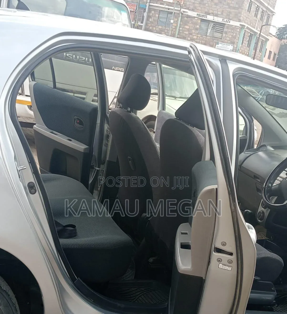 Toyota Vitz 2006 Silver