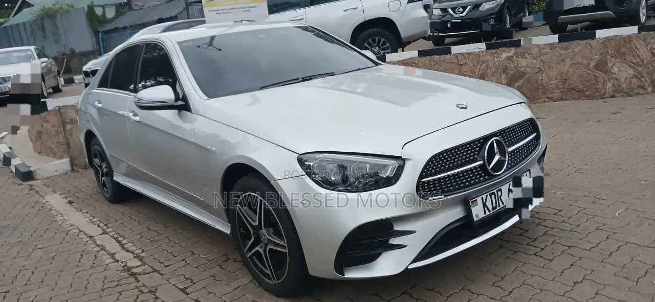Mercedes-Benz E300 2016 Silver