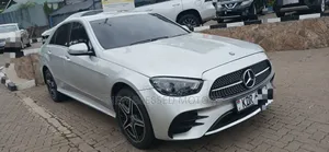 Mercedes-Benz E300 2016 Silver