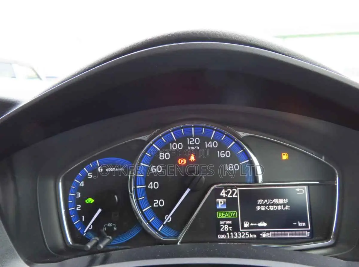 Toyota Axio 1.5 Hybrid 2WD 2019 White