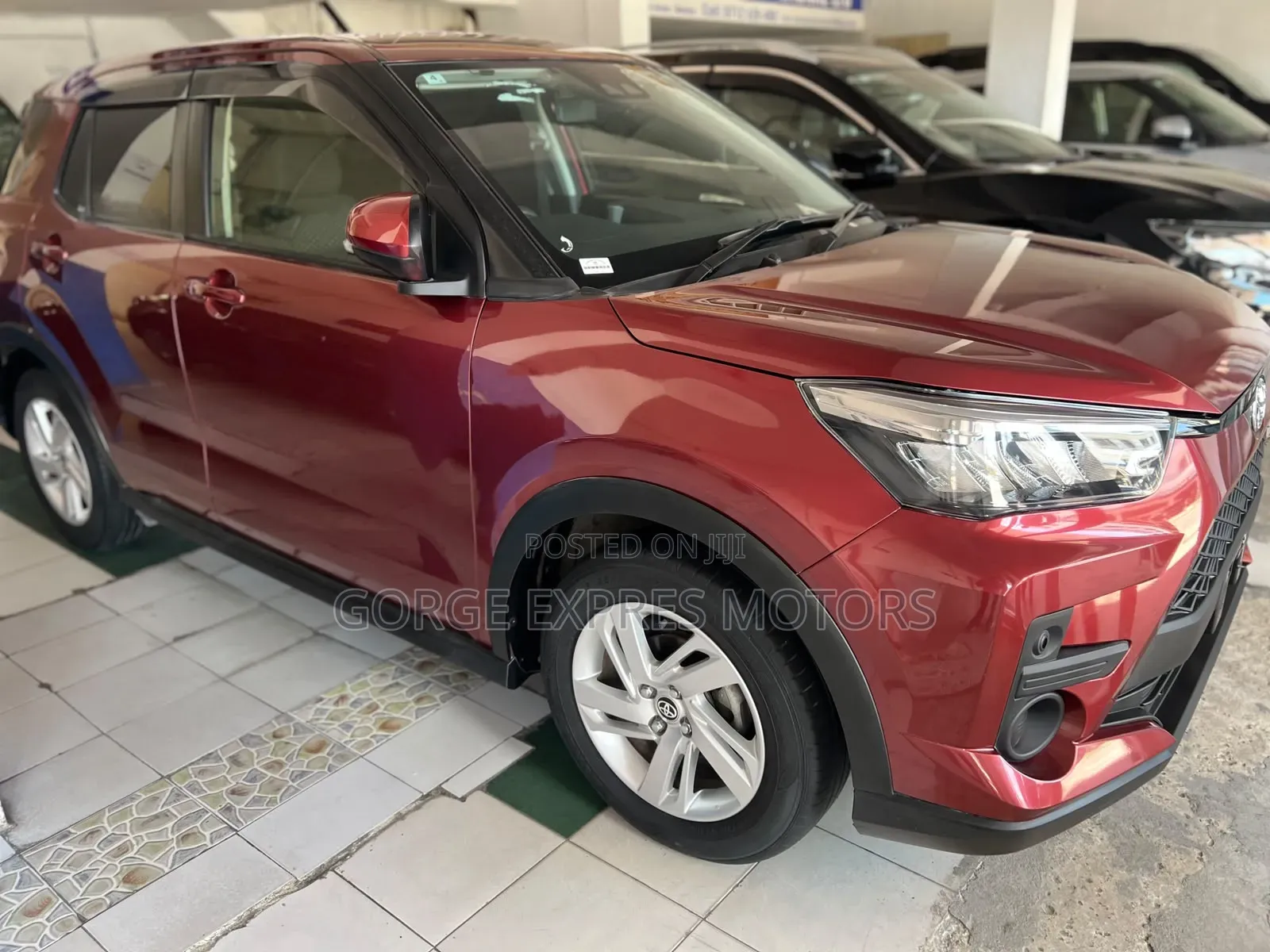 Toyota Raize 1.0 FWD 2020 Maroon