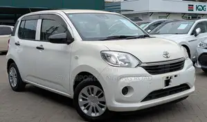 Toyota Passo 2019 White