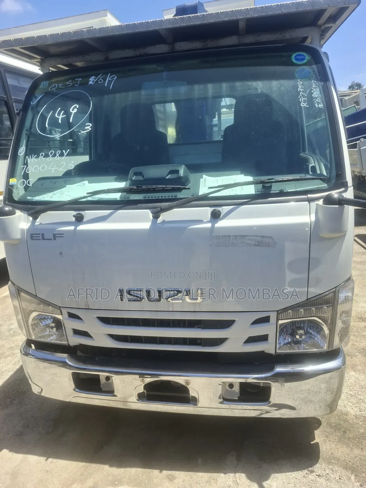Isuzu Elf Crane 4t 2019 White