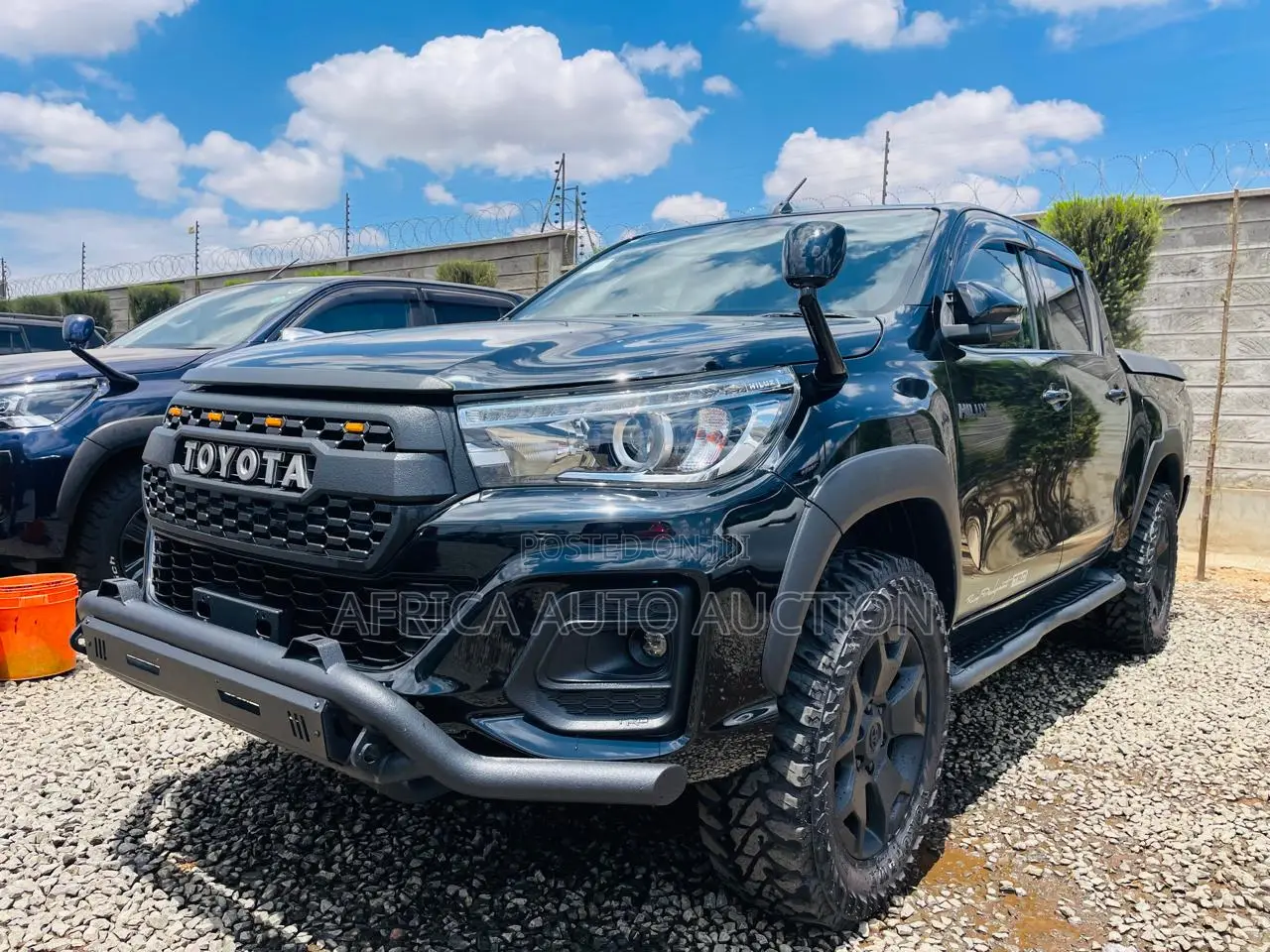 Toyota Hilux 2020 Black