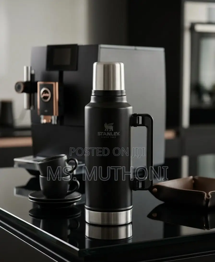 The Legendary Classic STANLEY Thermos Flask