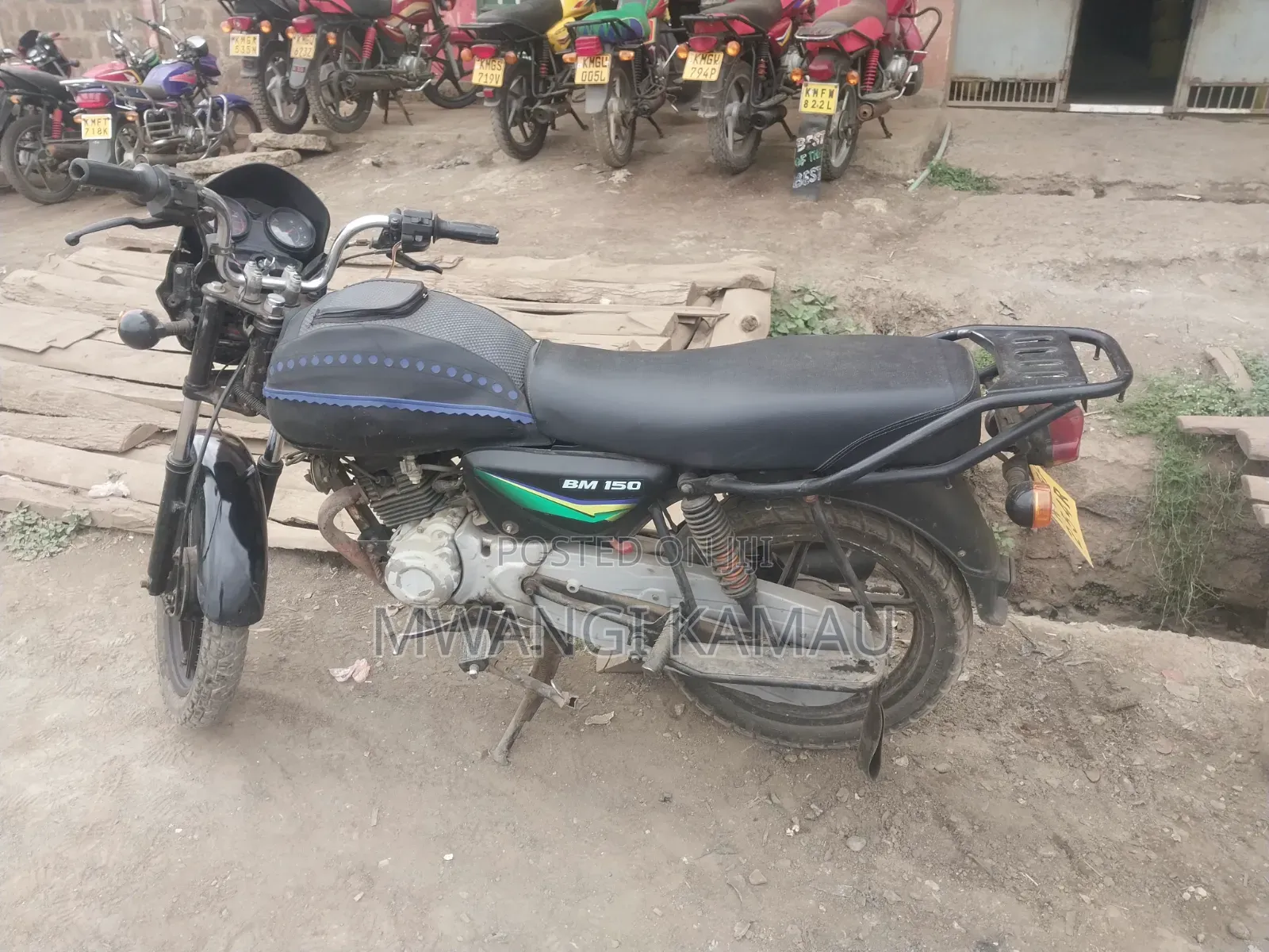Bajaj Boxer 150 UG 2025 Black