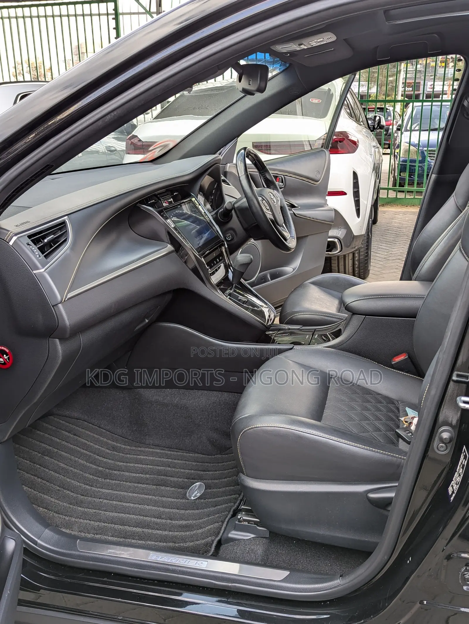 Toyota Harrier 2020