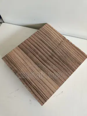 Chip Board Holm Oak 18mm 1830*2750