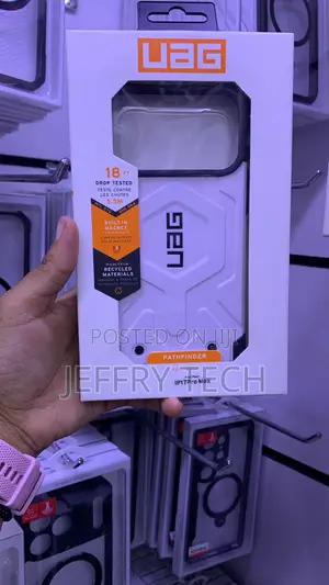 White UAG (Urban Armor Gear) MagSafe Case for the iPhone 17 Pro Max.