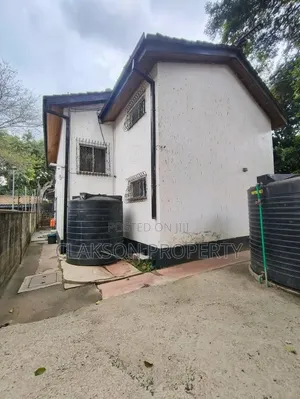 5bdrm Townhouse / Terrace in Kilimani, Hurlingham for rent