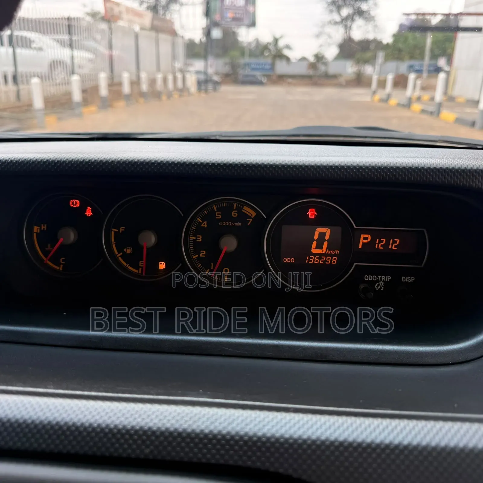 Toyota Corolla Rumion Hatchback 1.5 FWD 2015 Black