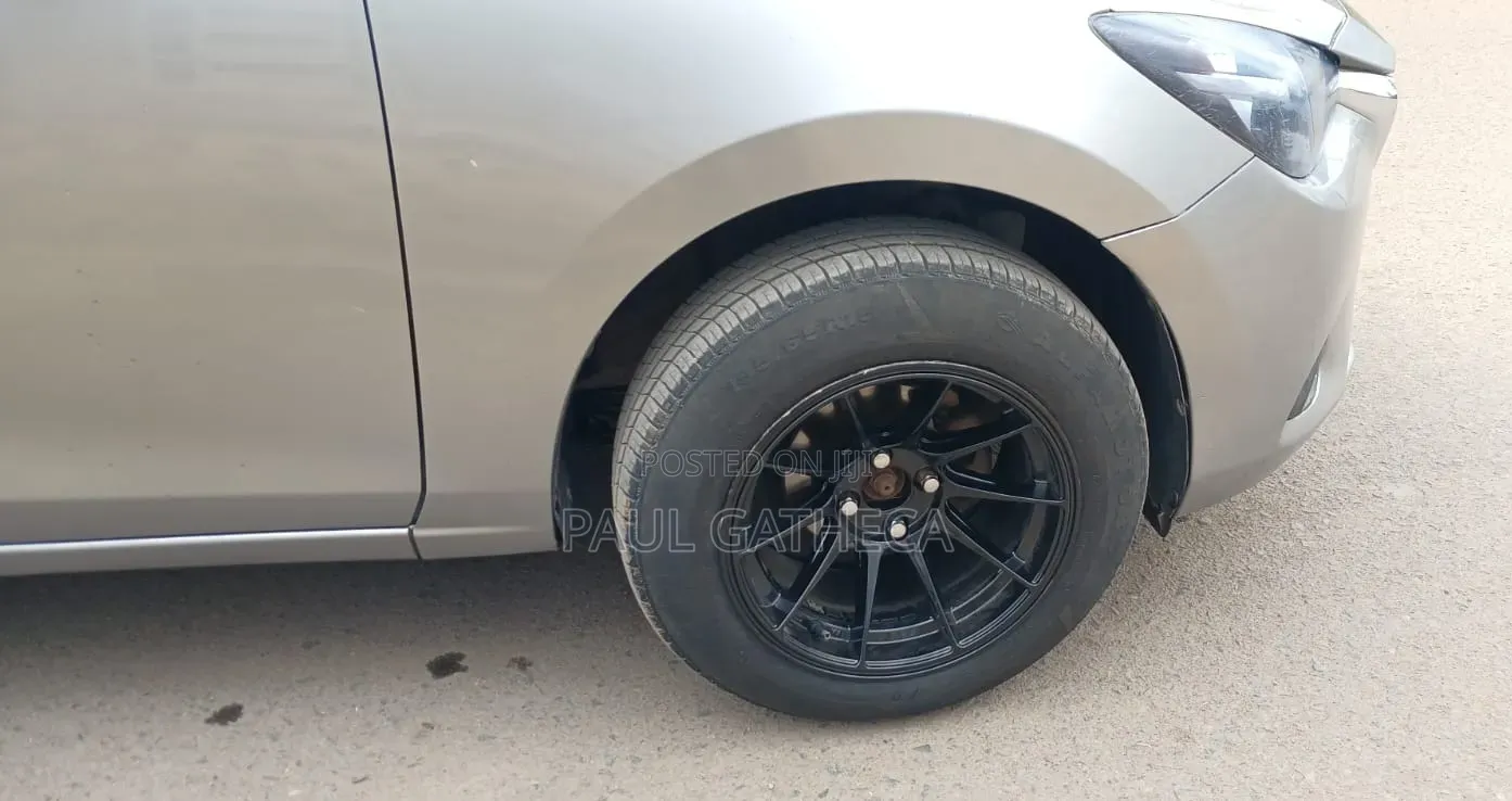 Mazda Demio 2014 Gray