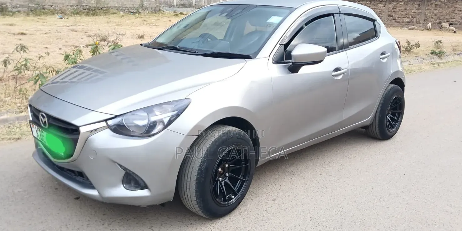 Mazda Demio 2014 Gray