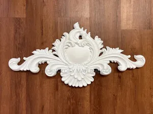 Elegant White Decorative Wall Applique | Ornamental Moulding