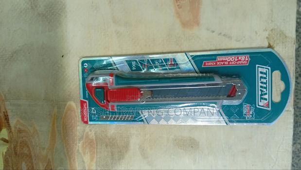 Snap-Off Blade Utility Knife - thumbnail 2