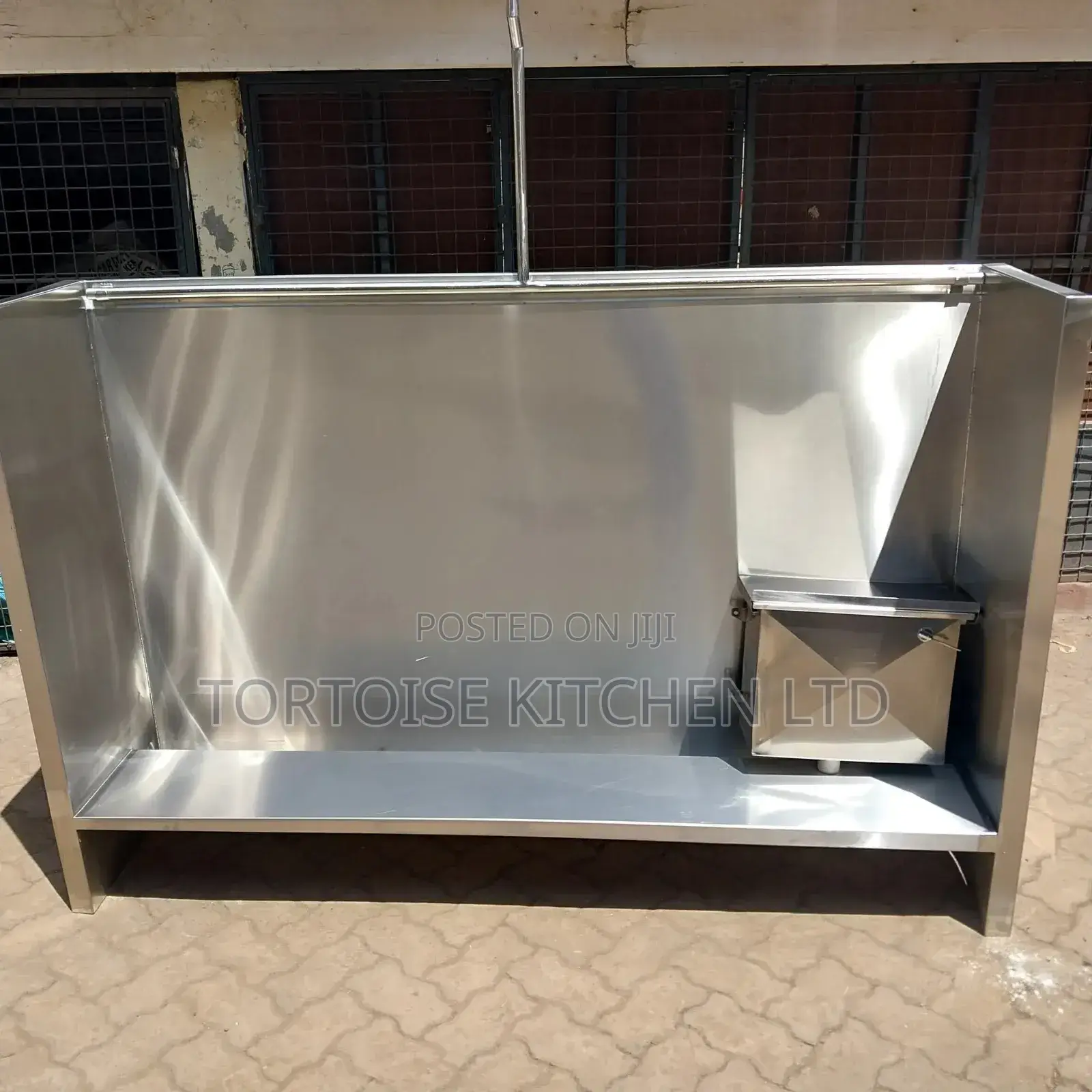 Stainless Steel Urinal Units Dimensions 1800mm Long