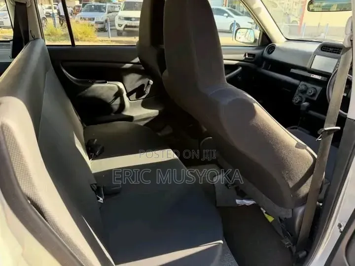 Toyota Probox 1.5 DX Comfort 2WD 2020 Silver