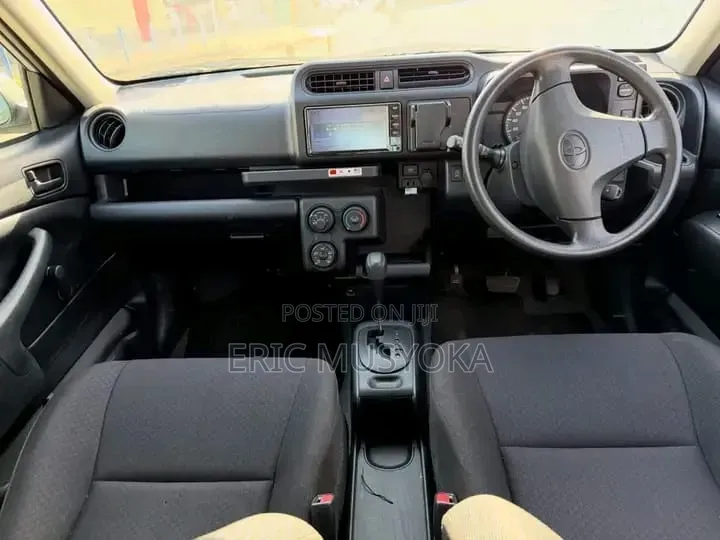 Toyota Probox 1.5 DX Comfort 2WD 2020 Silver