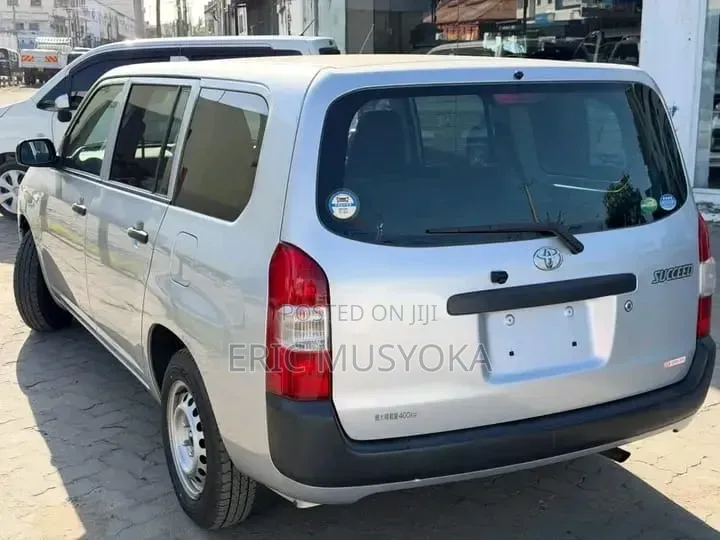 Toyota Probox 1.5 DX Comfort 2WD 2020 Silver