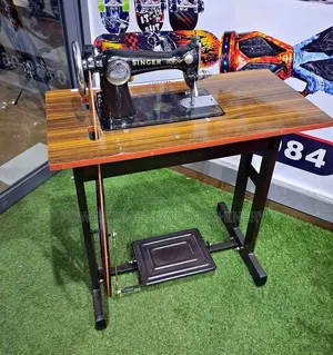 Singer Complete Sewing Machine
