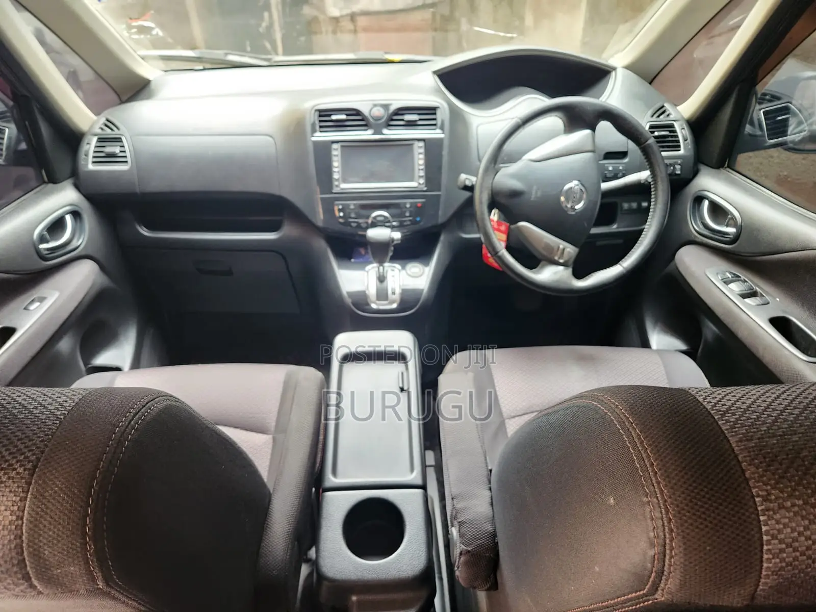 Nissan Serena 2011 Black