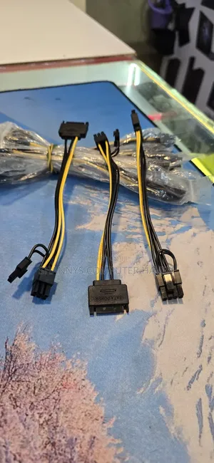 Sata Power to 6-Pin + 2-Pin Gpu Power Adapter